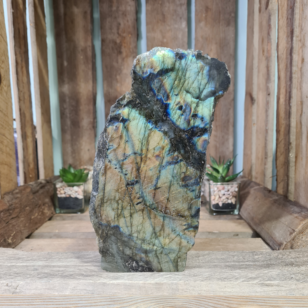 Earthstore® Labradorite Display Slabs