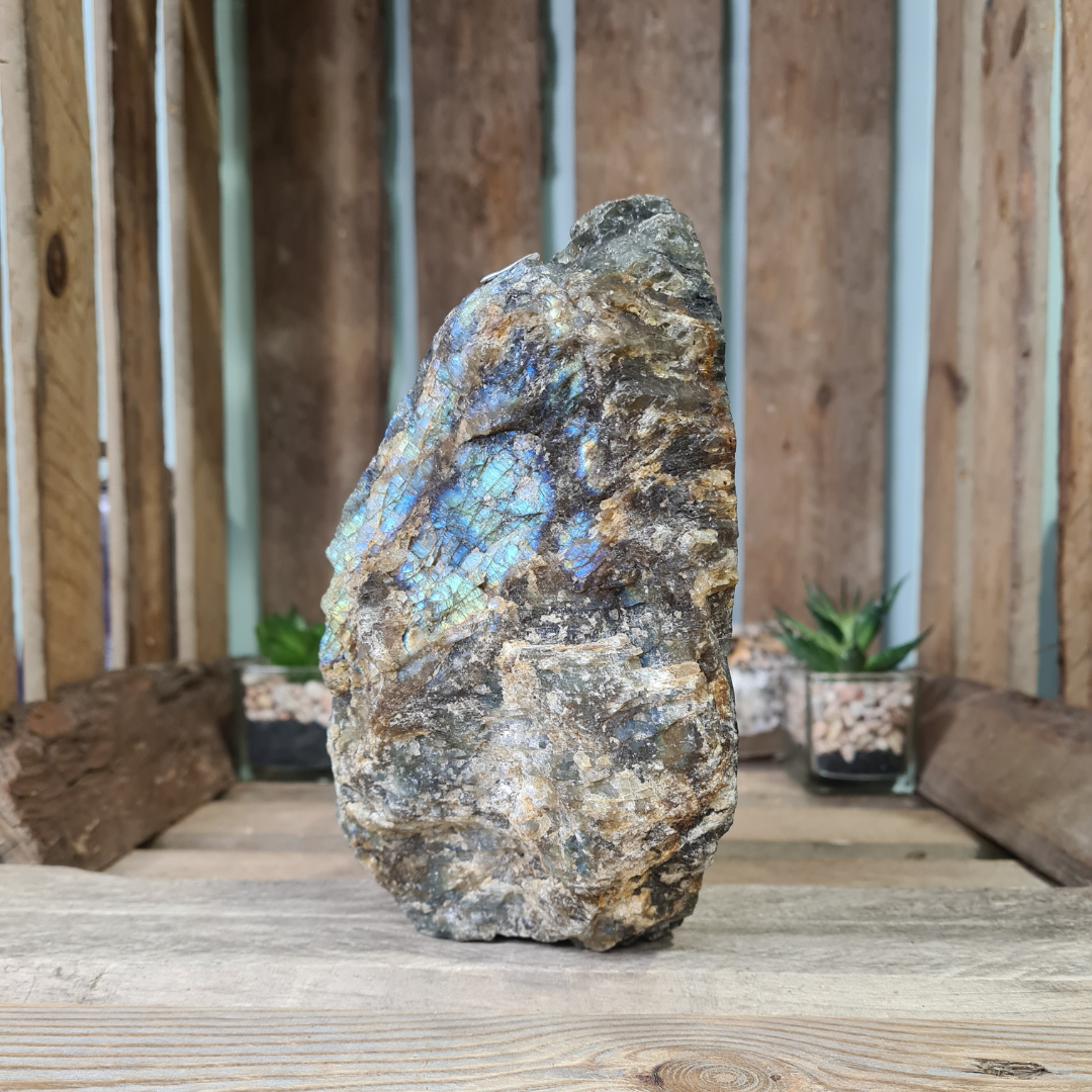 Earthstore® Labradorite Display Slabs