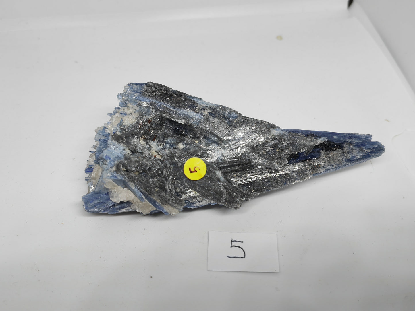 Earthstore® Kyanite - Crystal Display Pieces