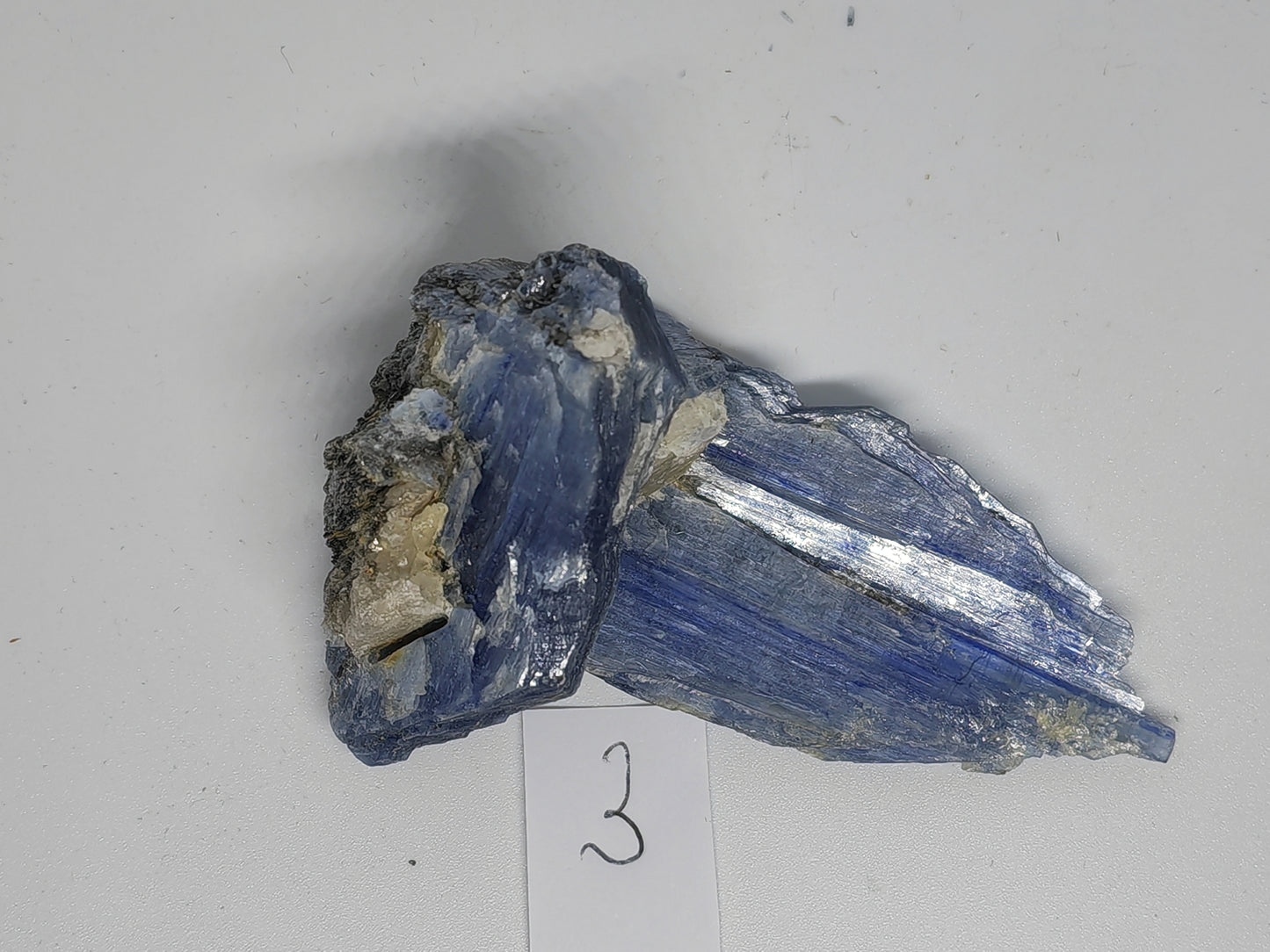 Earthstore® Kyanite - Crystal Display Pieces