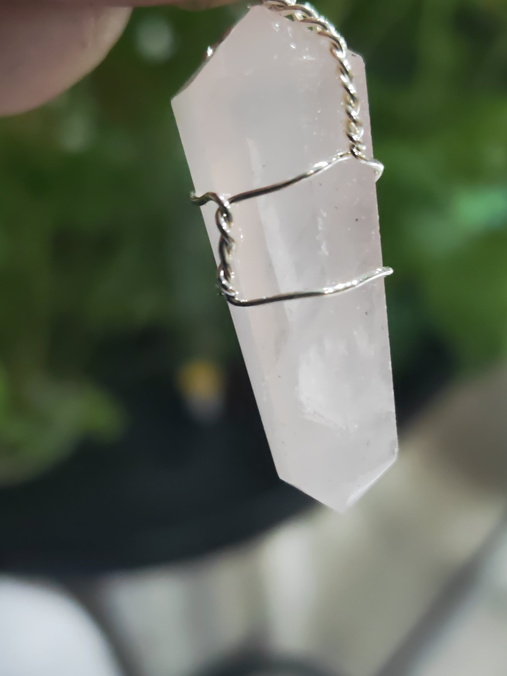 Earthstore® Crystal Pendants - Wire Wrapped Gemstones - Grade A