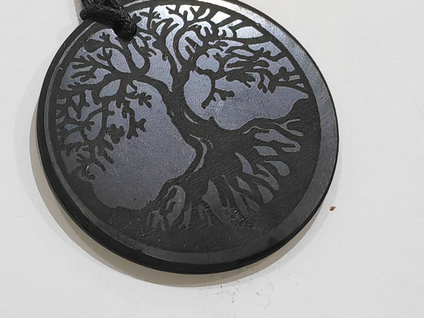 Shungite Pendant & Necklace – Protection, Grounding & Everyday Energy | 10 shapesles
