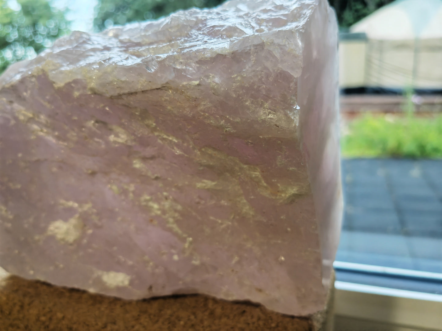 Rose Quartz AA Huge Display FLAT CUT BASE Natural Chunk - 5.3Kg,  250mm x 150mm x 120mm - Madagascar