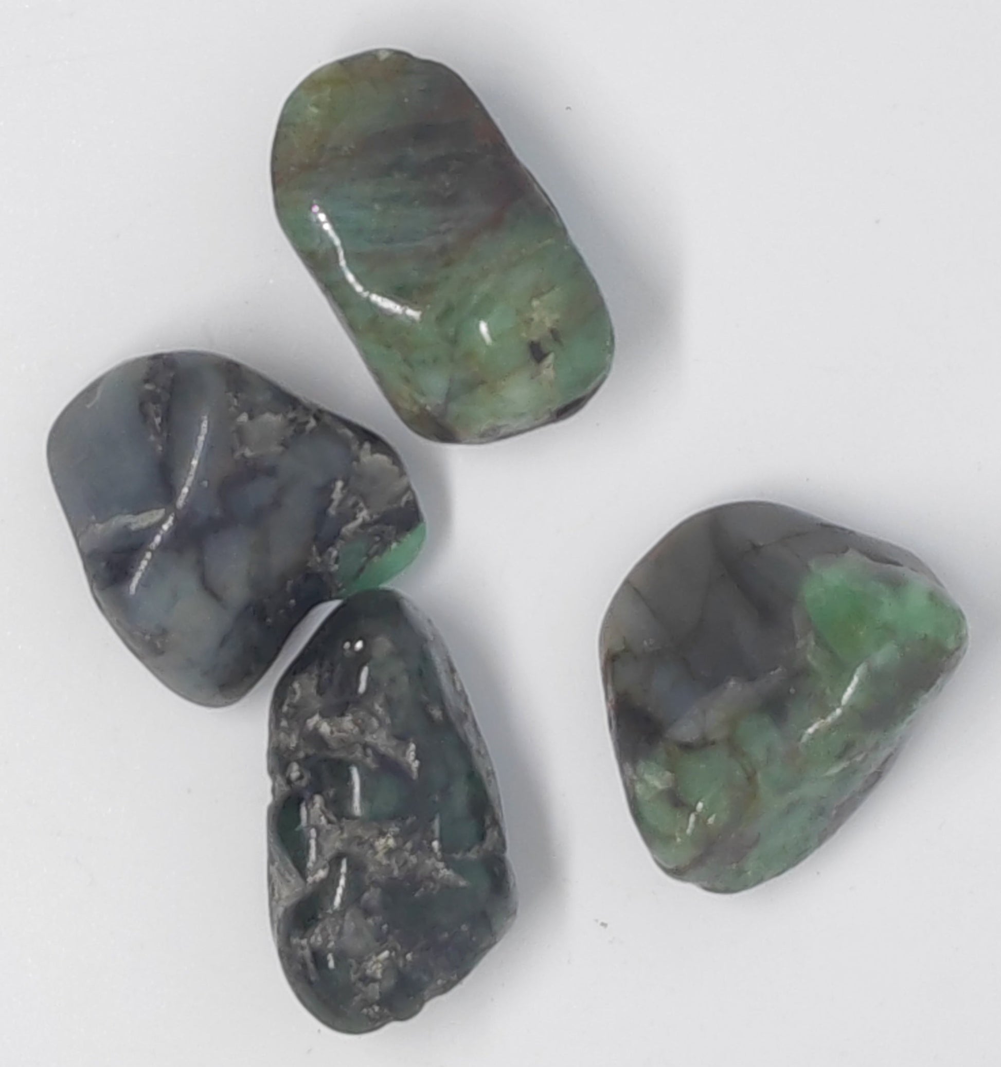 stunning emeralds - tumbled