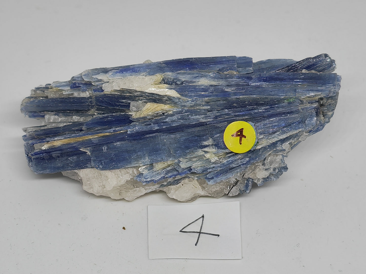 Earthstore® Kyanite - Crystal Display Pieces