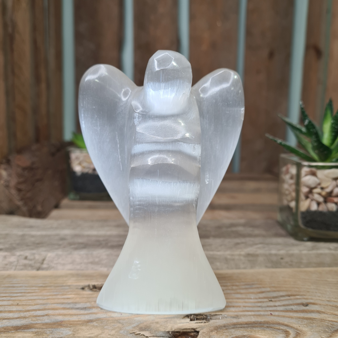 Earthstore® LARGE SELENITE ANGEL - 106mm - Morocco